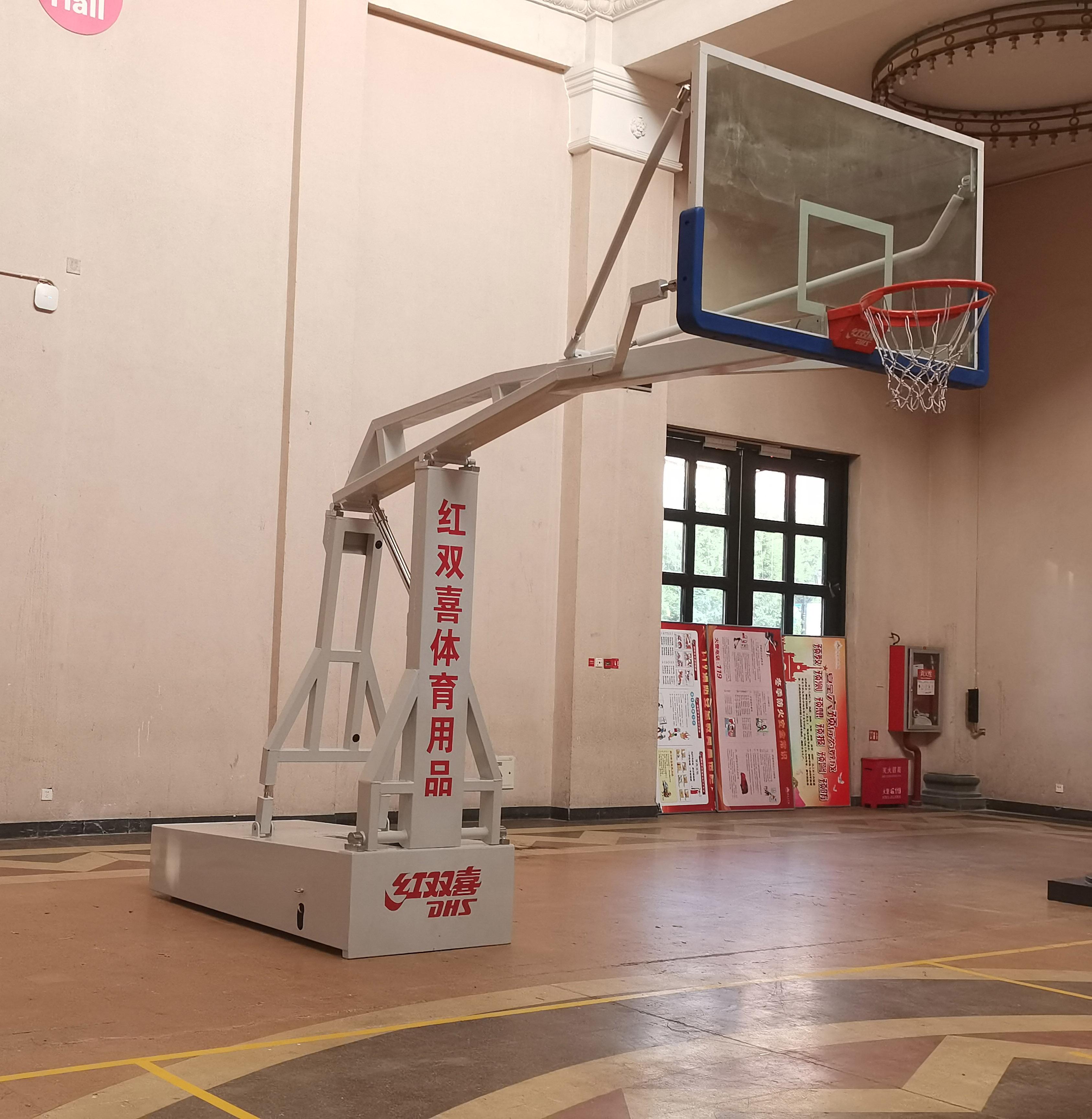 红双喜篮球架，体育器材
